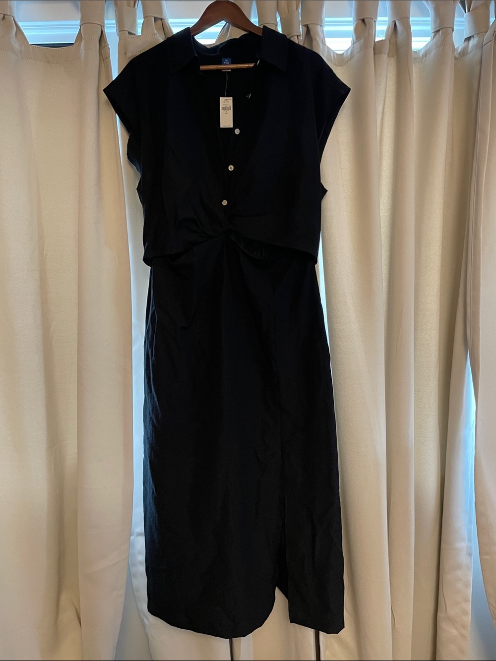 NWT Old Navy cut out dress. xL tall